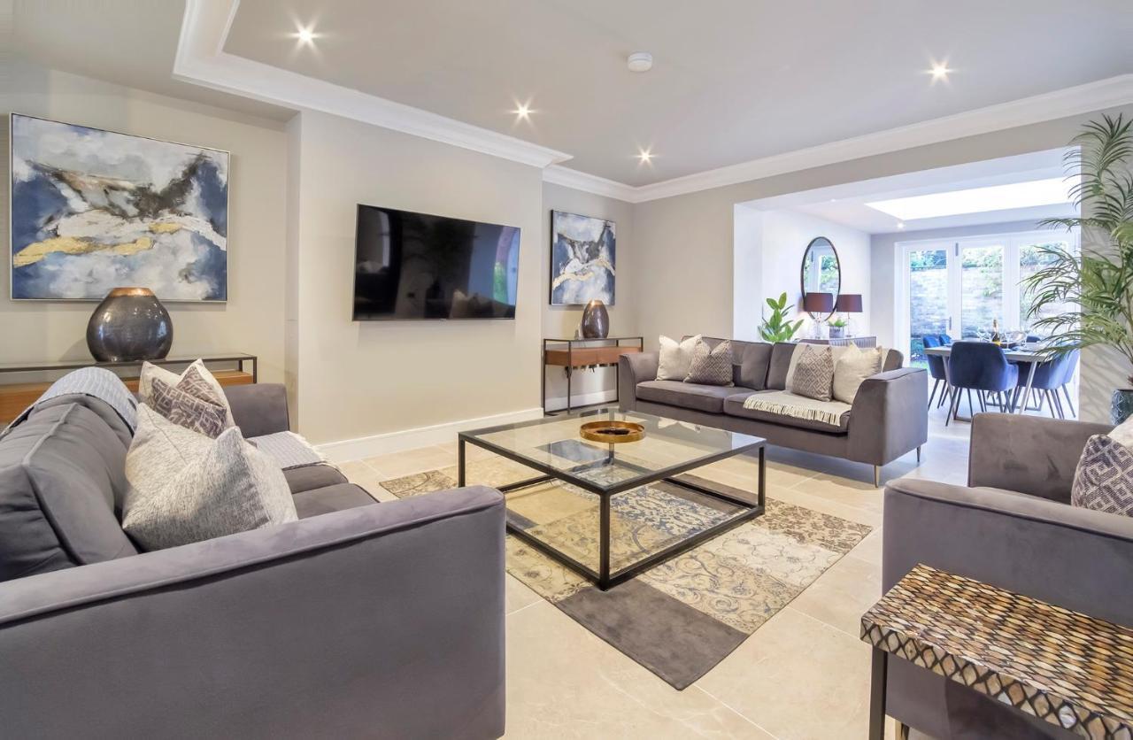 The Presidential Suite, With Free Parking! York Exterior photo