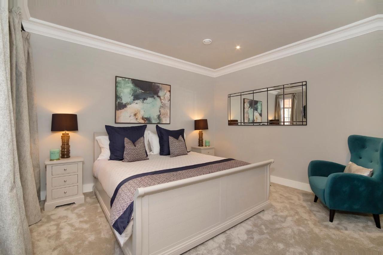 The Presidential Suite, With Free Parking! York Exterior photo